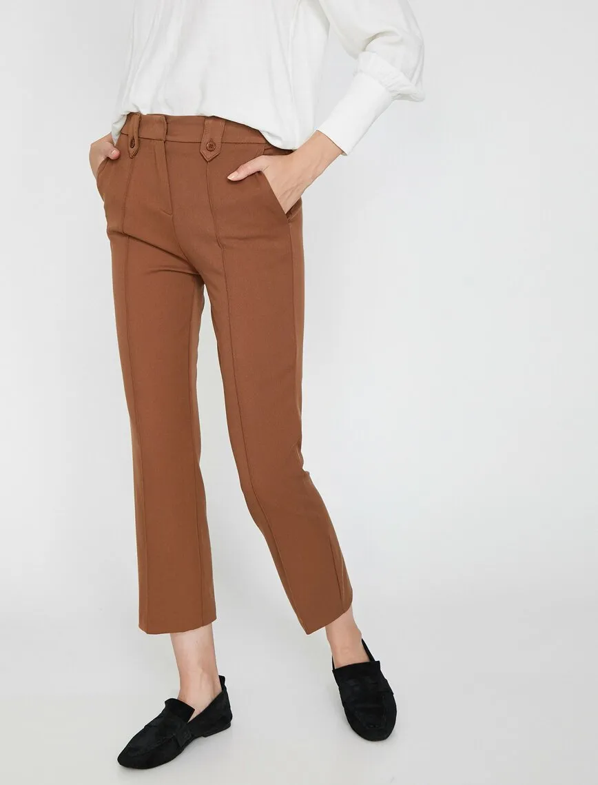 16351 Brown Cropped Trousers