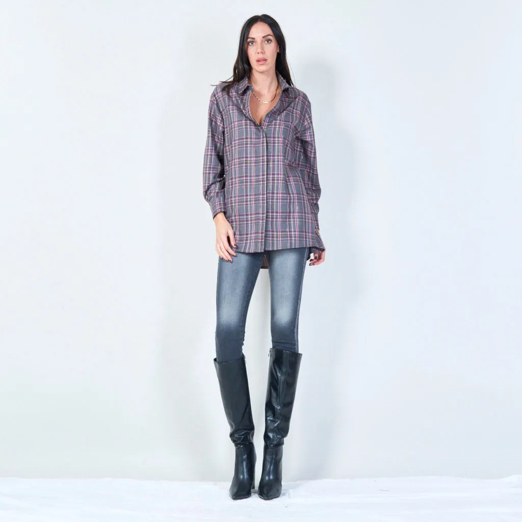 Classic plaid button-up shirt wholesale