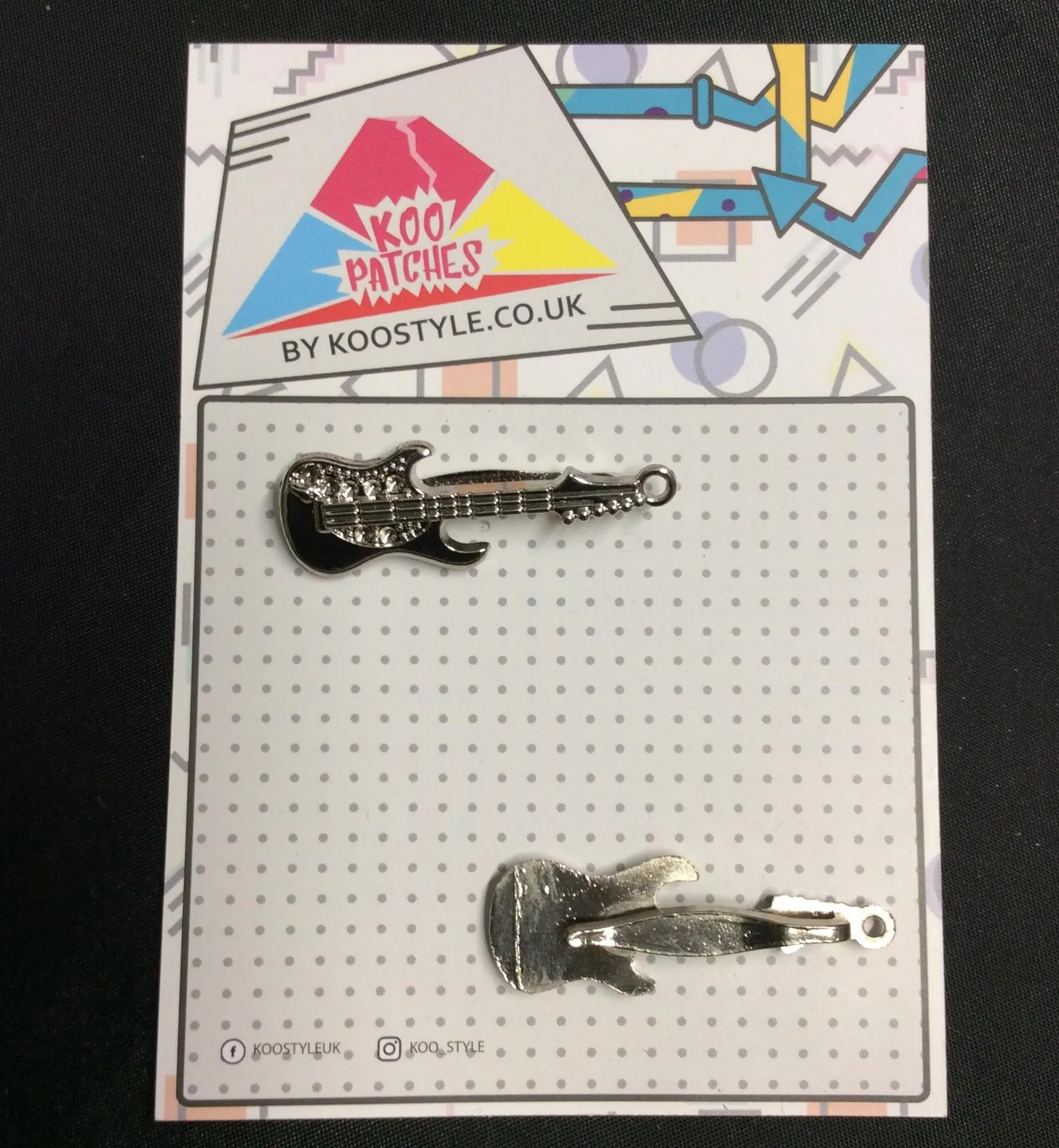 MP0221 - Silver Electric Guitar Metal Pin Badge